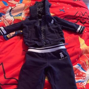 Navy Blue Gucci Infant Sweatsuit. Zippered Hoodie